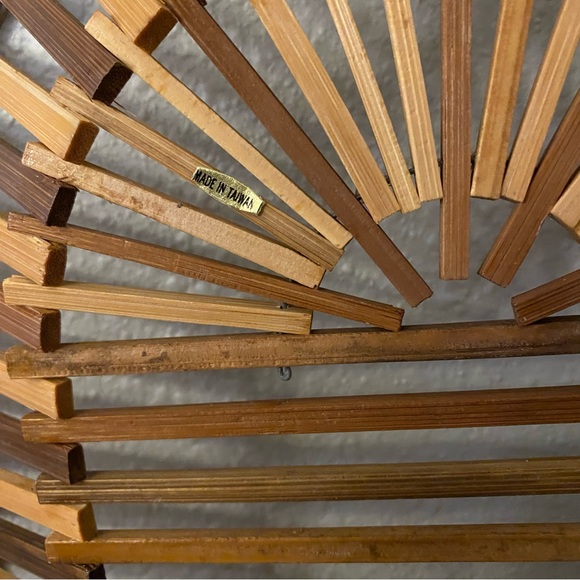 Vintage Bamboo Wooden Slat Oval Basket - Picture 5 of 5